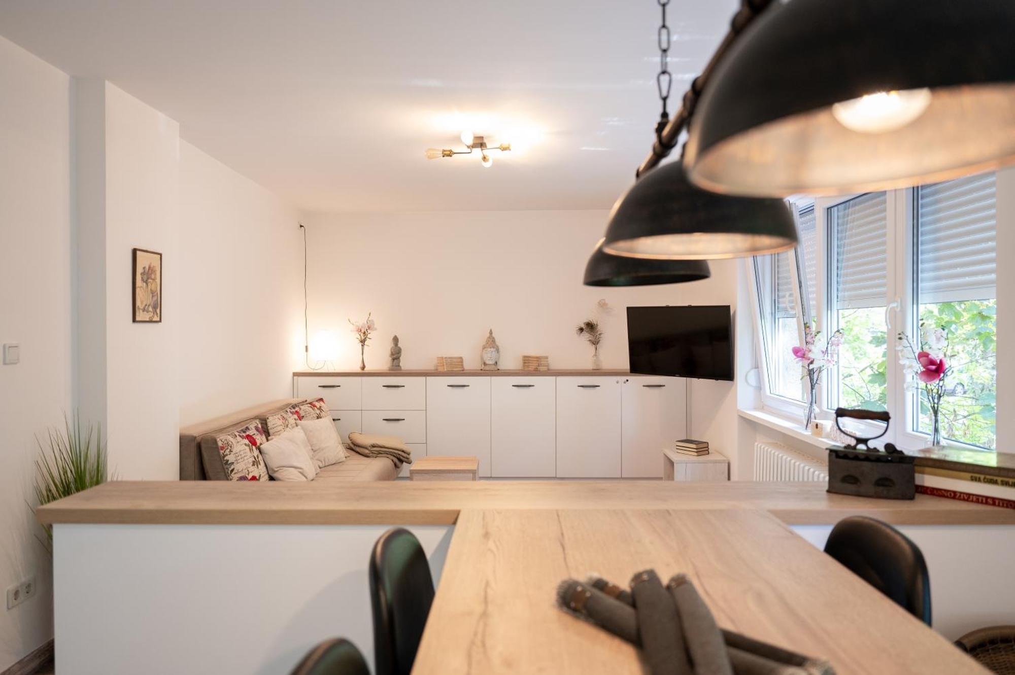 Nanis Place In Apartment Sarajevo